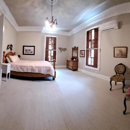 Leslie Manor Bed & Breakfast Glasgow Bagian luar foto
